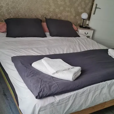 Appartement2 Entre Nimes-avignon-arles Ferienhaus Beaucaire (Gard)